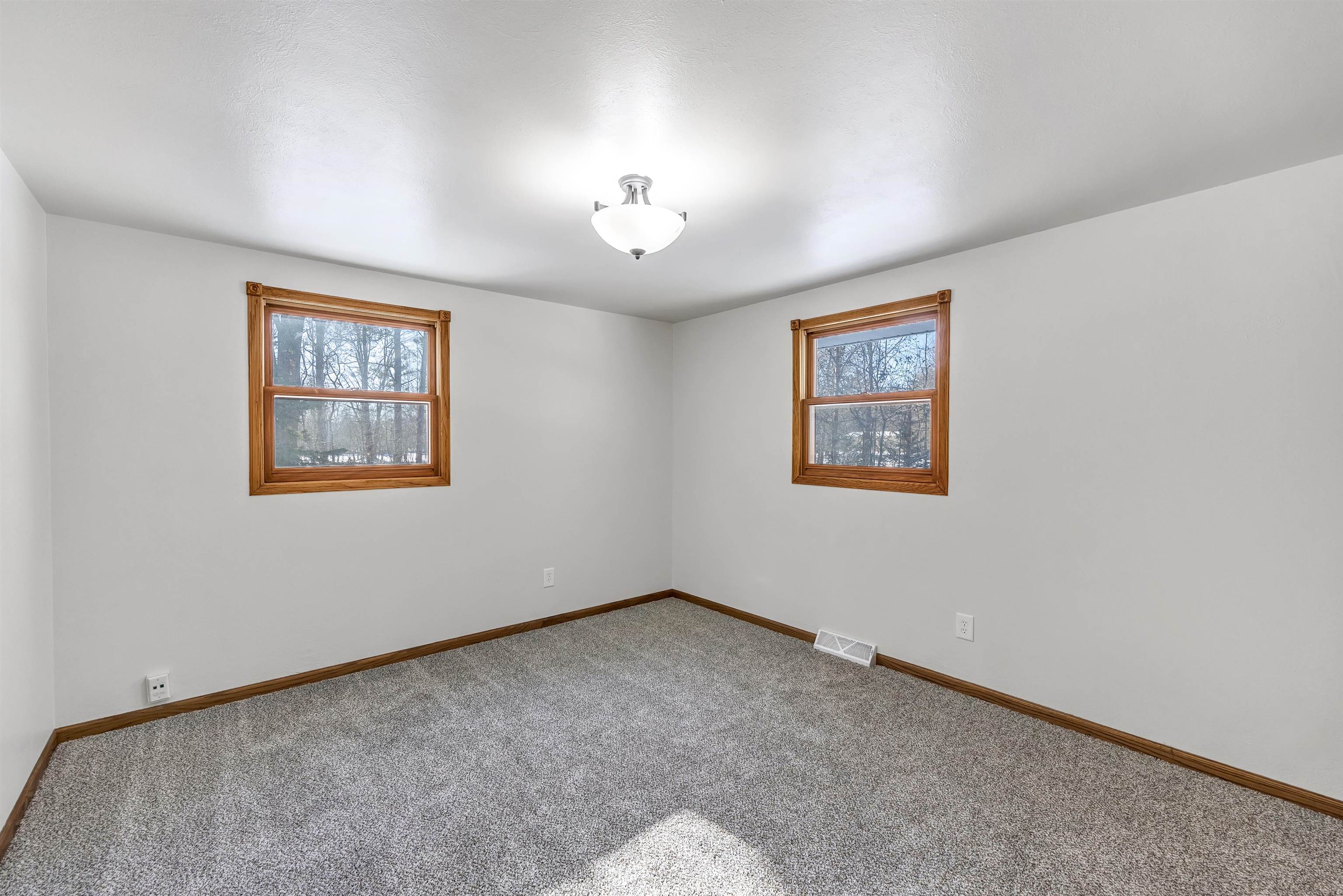 2801 Meadow Flower Lane Suamico, WI 54313 - Photo 13 of 21