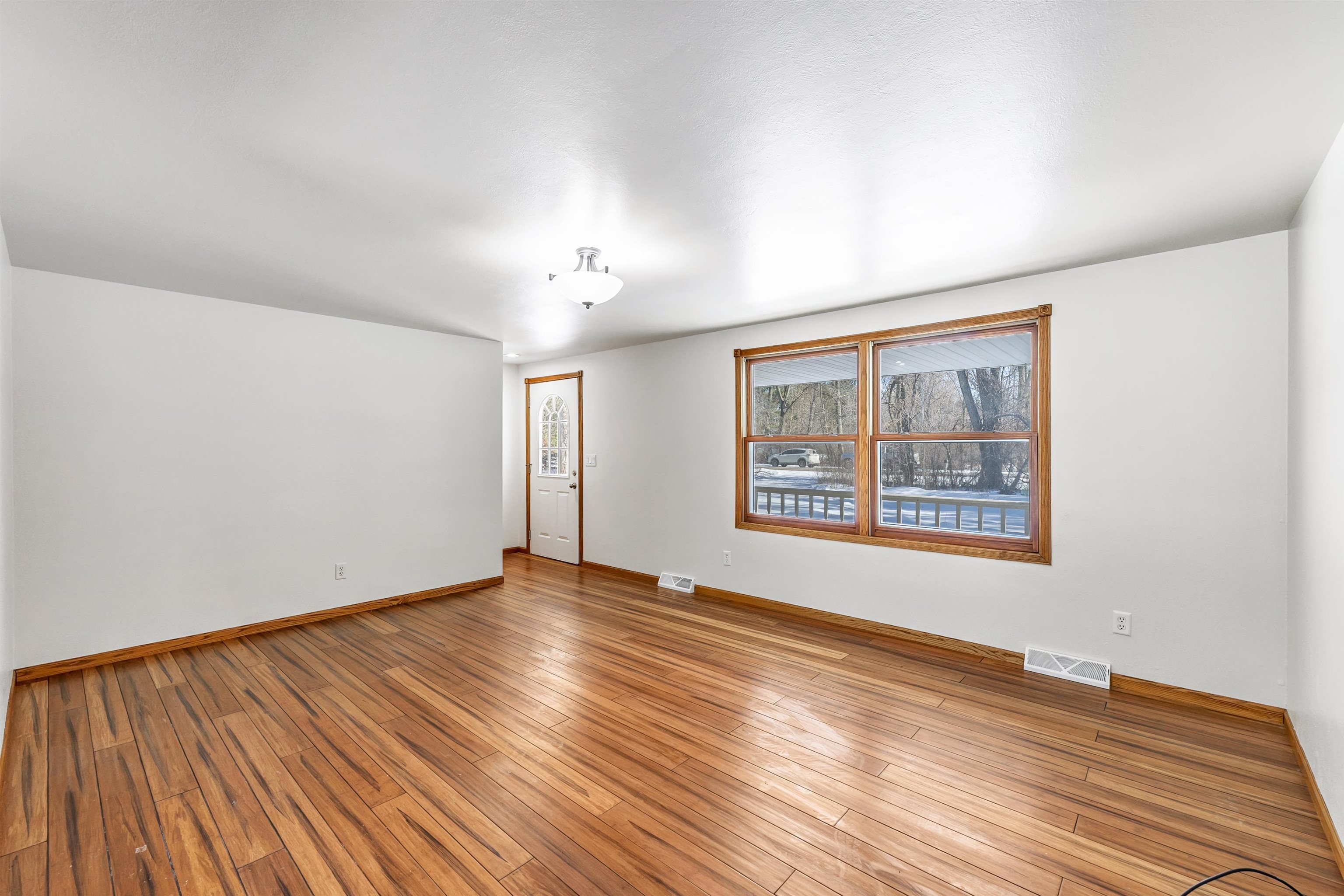 2801 Meadow Flower Lane Suamico, WI 54313 - Photo 4 of 21