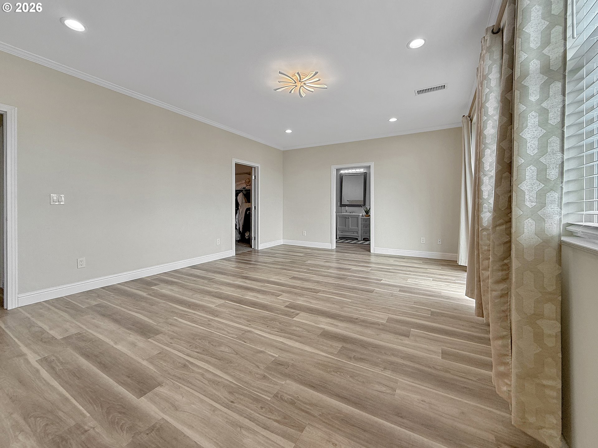 7175 Vista Ridge Drive Brookings, OR 97415 - Photo 15 of 43 a view of an empty room