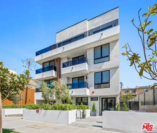 $6,200 | 1414 1/2 South Beverly Drive, Unit 203, Los Angeles, CA 90035