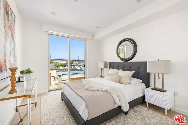 $6,200 | 1414 1/2 South Beverly Drive, Unit 203, Los Angeles, CA 90035