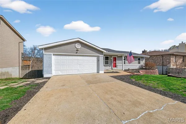 $425,000 | 2121 Blossom Lane, Arnold, MO 63010