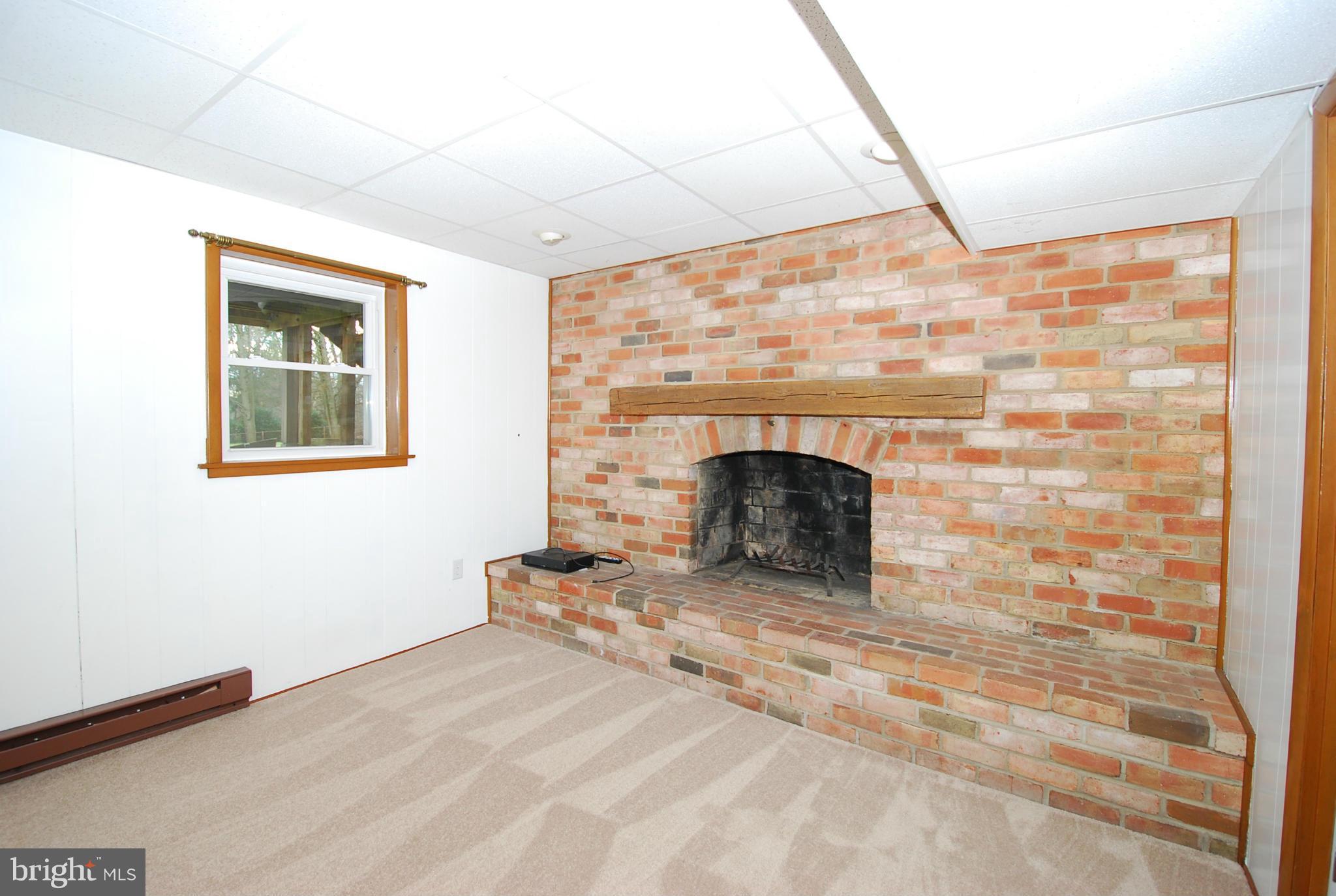 9216 Gue Road Damascus, MD 20872 - Photo 4 of 28 Basement
