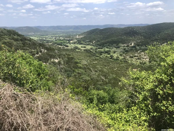 $320,000 | 166 Walden Ridge, Tarpley, TX 78883