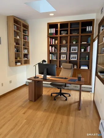 $1,800,000 | 98 Island Trail, Morris, CT 06763