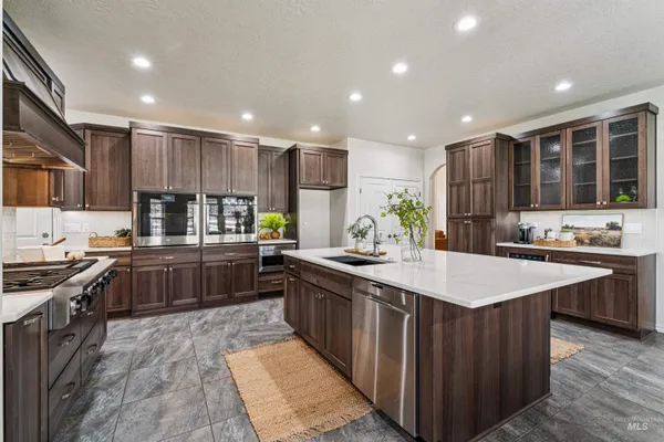 $1,049,900 | 977 North Woodvalley Place, Eagle, ID 83616