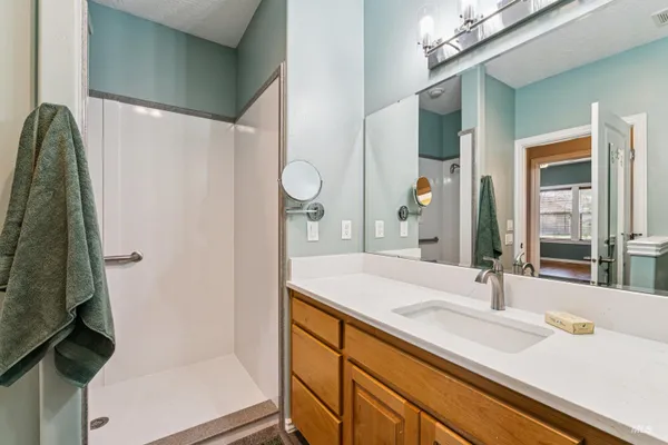 $1,049,900 | 977 North Woodvalley Place, Eagle, ID 83616