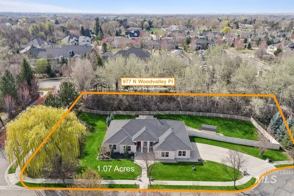 $1,049,900 | 977 North Woodvalley Place, Eagle, ID 83616