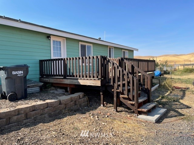 196 Skyrocket Road Prescott, WA 99348 - Photo 21 of 21 a view of a house with a patio