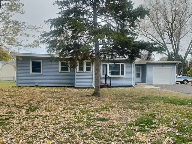 $1,795 | 2272 North Hazel Street, Maplewood, MN 55109