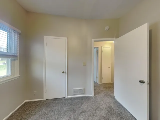 $1,795 | 2272 North Hazel Street, Maplewood, MN 55109