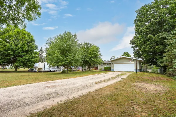 $349,500 | 2640 67th Street, South Haven, MI 49090