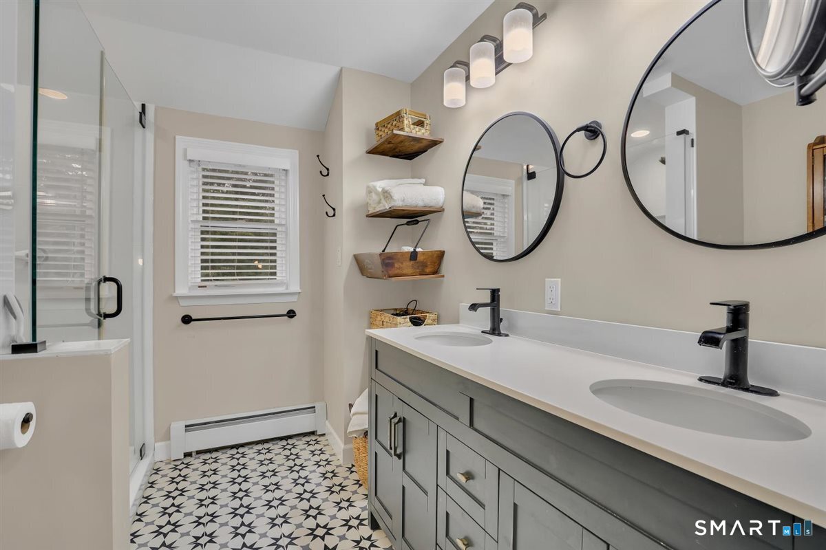 16 Hawthorne Road East Hampton, CT 06424 - Photo 21 of 40 Second floor full bath - Fully remodeled.