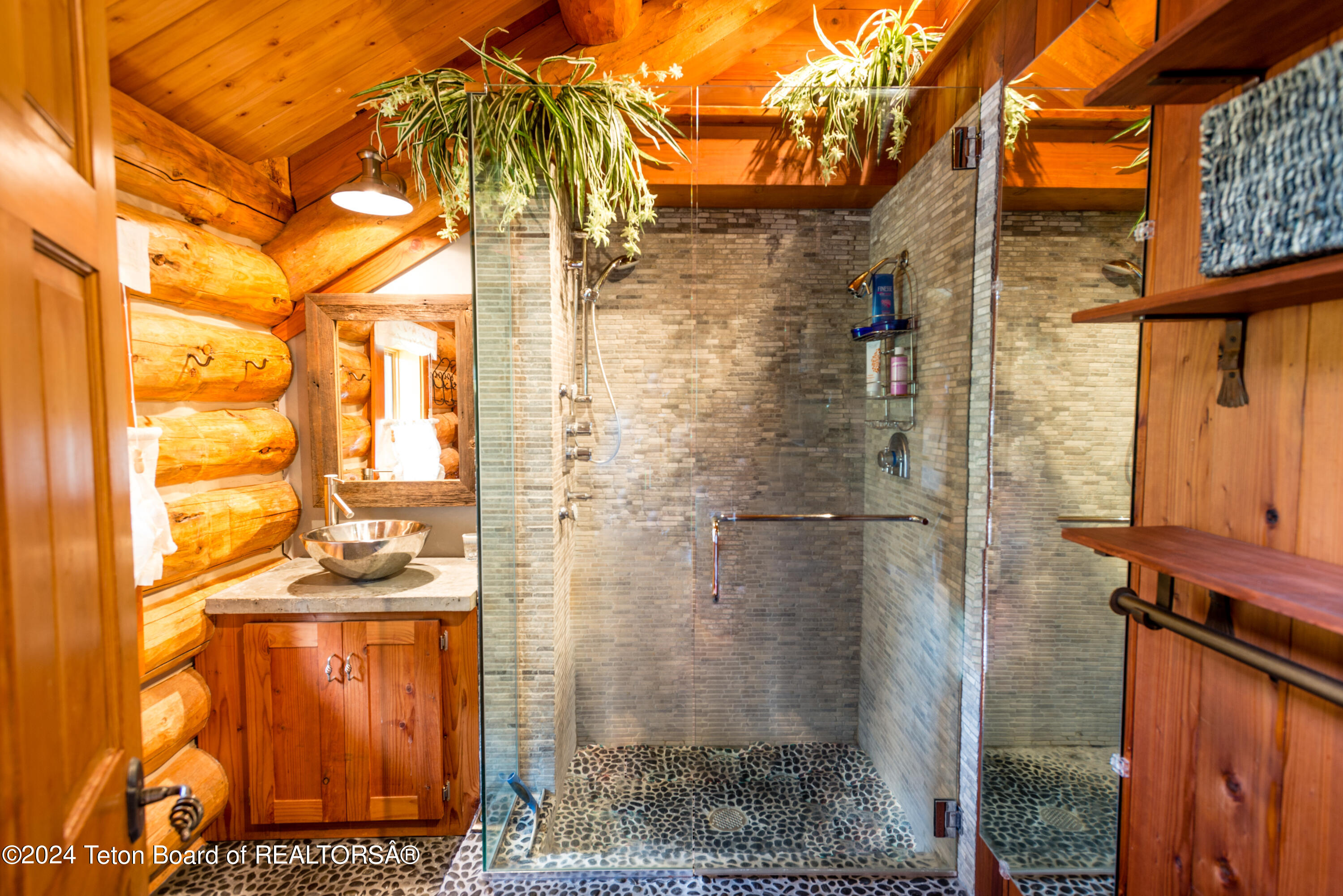 4420 Bronco Road Wilson, WY 83014 - Photo 22 of 48 _RFB4356