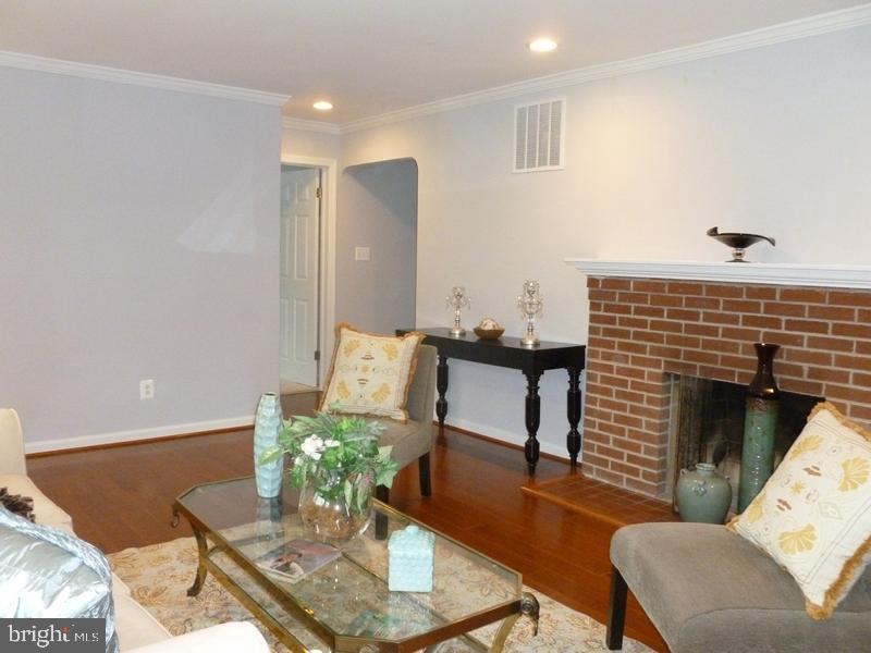 4903 Henderson Road Temple Hills, MD 20748 - Photo 5 of 37 Gallery Image 5