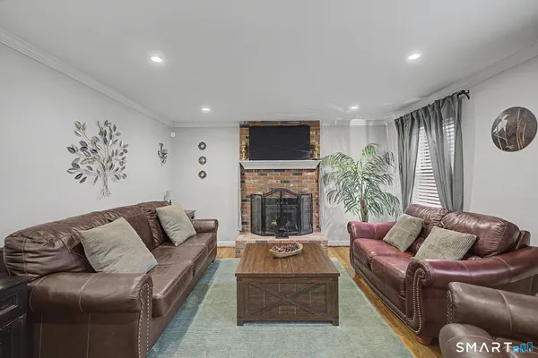 $559,000 | 33 Lufkin Lane, Bristol, CT 06010