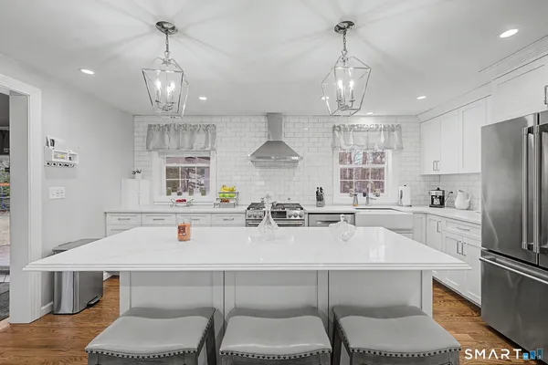 $559,000 | 33 Lufkin Lane, Bristol, CT 06010