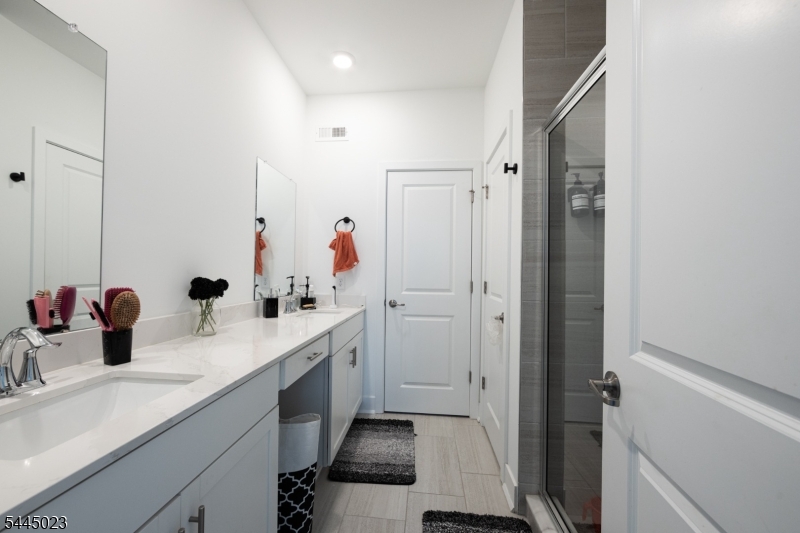 84 Harvest Way, Unit 84 Little Falls, NJ 07424 - Photo 11 of 14