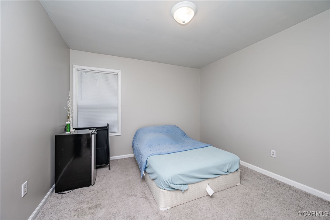 7427 Trailing Rock Road Prince George, VA 23875 - Photo 15 of 25 a living room with furniture
