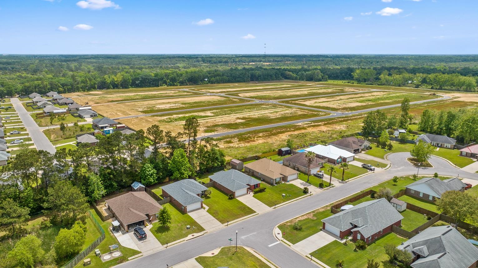16778 Sugar Loop Foley, AL 36535 - Photo 2 of 36
