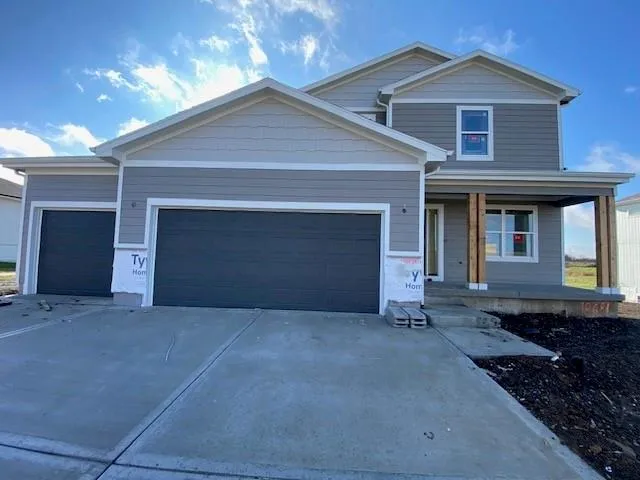 $614,950 | 18681 West 193rd Street, Spring Hill, KS 66083