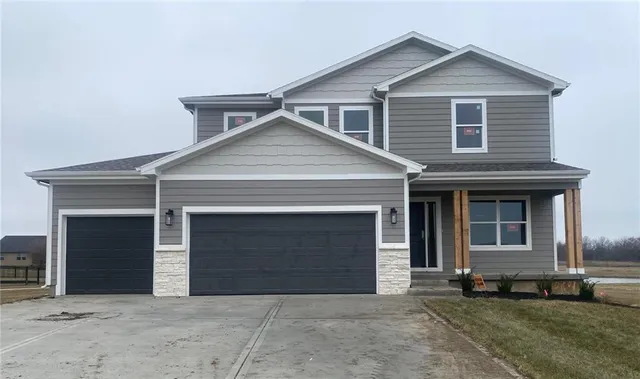 $614,950 | 18681 West 193rd Street, Spring Hill, KS 66083