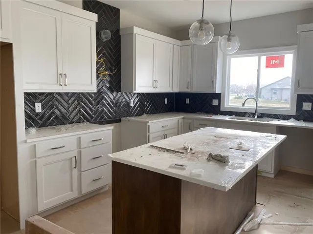 $614,950 | 18681 West 193rd Street, Spring Hill, KS 66083