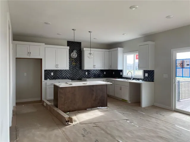 $614,950 | 18681 West 193rd Street, Spring Hill, KS 66083