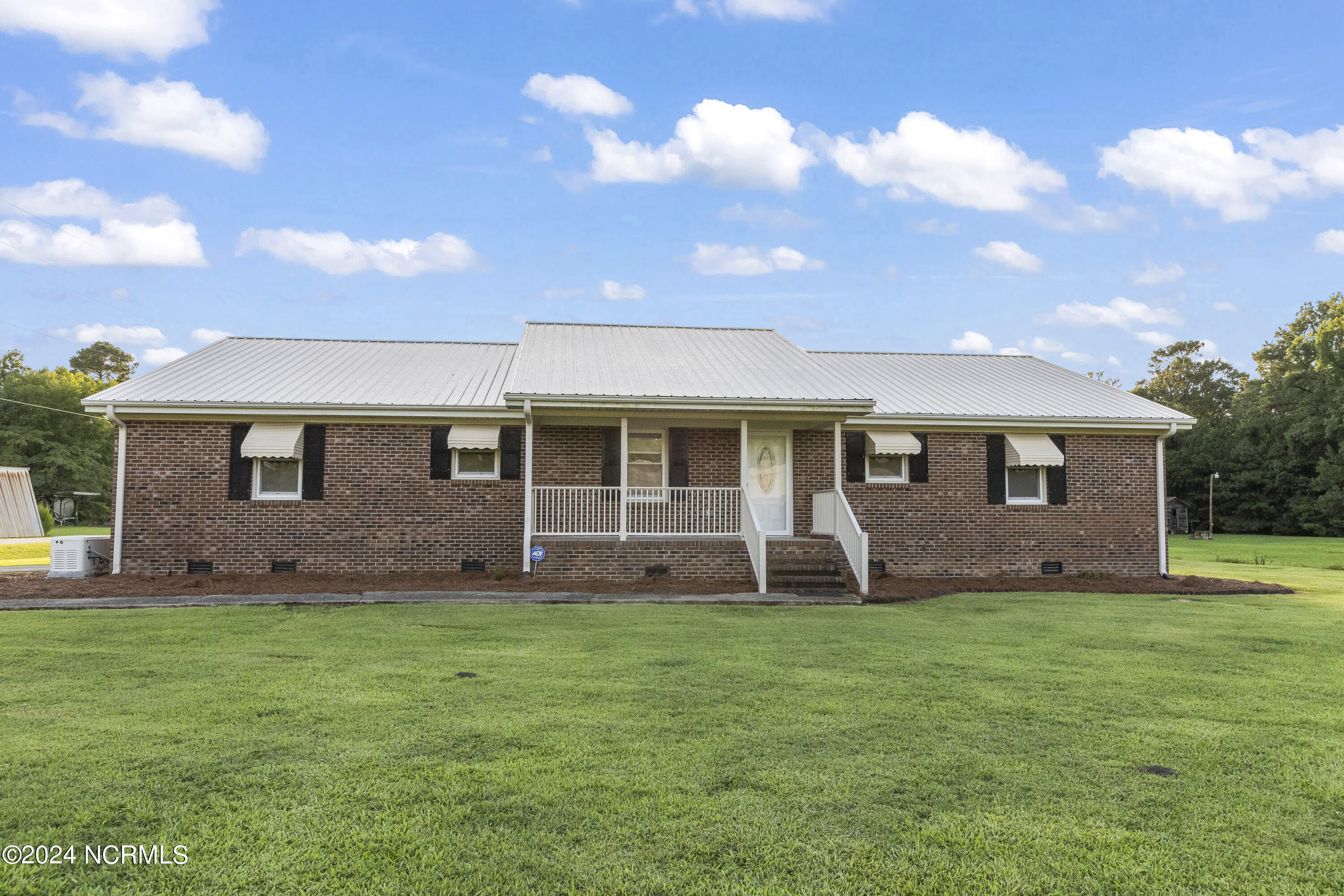 9615 County Home Road Ayden, NC 28513 - Photo 28 of 30 8G4A3951