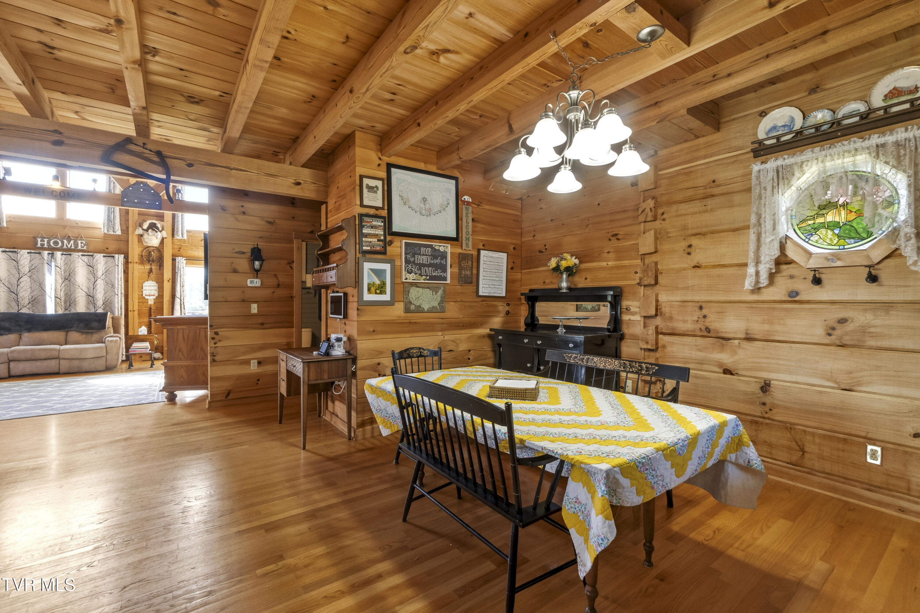 1600 Red Hill Road Greeneville, TN 37743 - Photo 17 of 73 Johnson Dinging room 3DSC05938