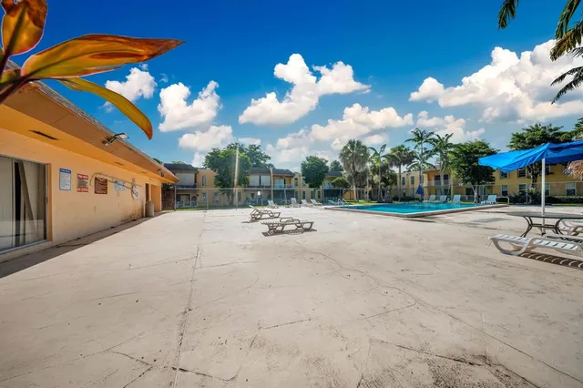 $349,000 | 13700 Southwest 62nd Street, Unit 149, Miami, FL 33183