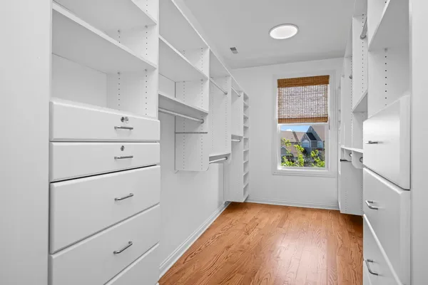 $6,600 | 1813 Admiral Court, Glenview, IL 60026