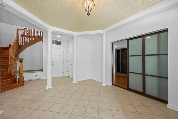 $6,600 | 1813 Admiral Court, Glenview, IL 60026