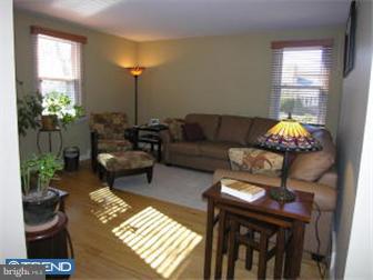 233 Golf Hills Road Havertown, PA 19083 - Photo 6 of 12 Family Room