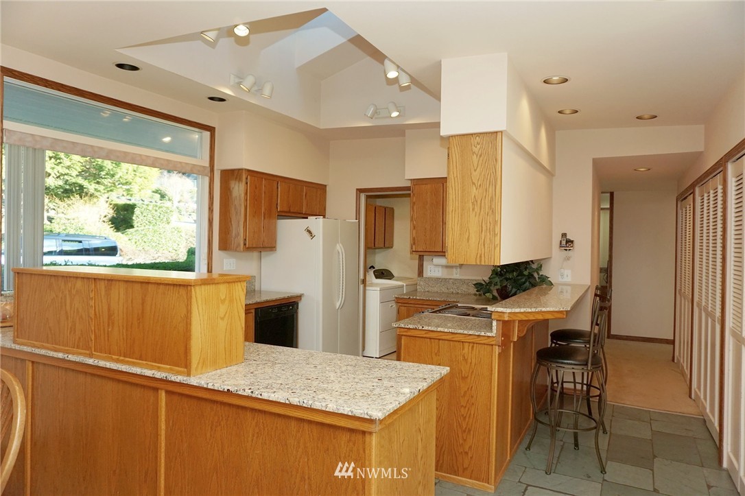 528 Fieldston Road Bellingham, WA 98225 - Photo 13 of 24