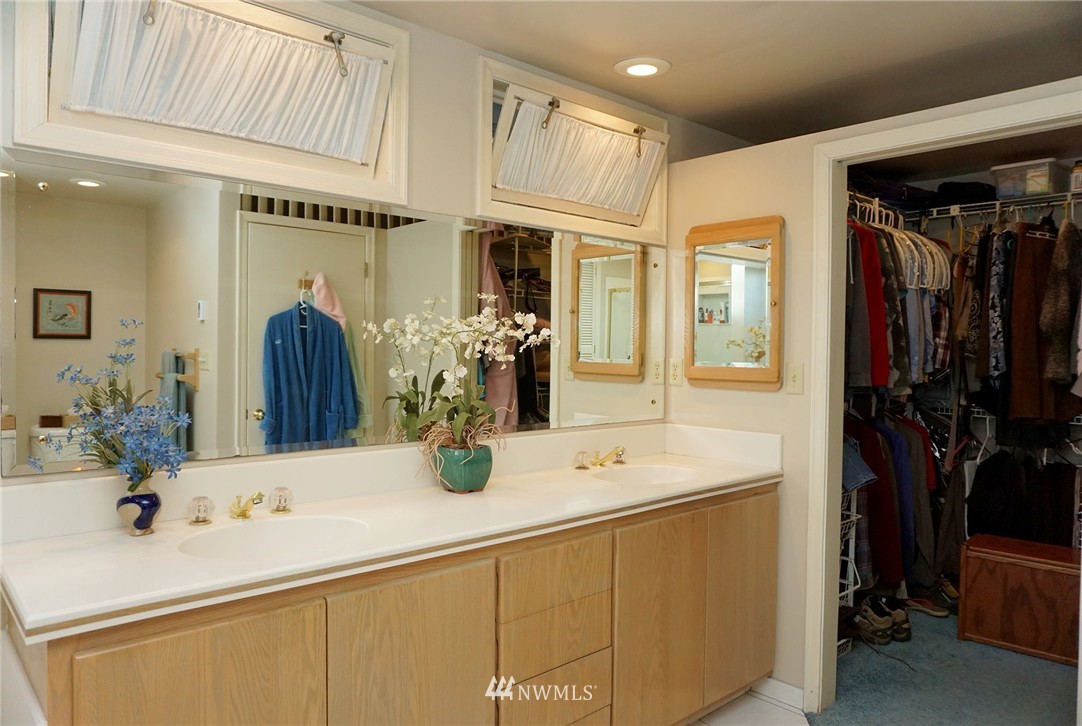528 Fieldston Road Bellingham, WA 98225 - Photo 17 of 24