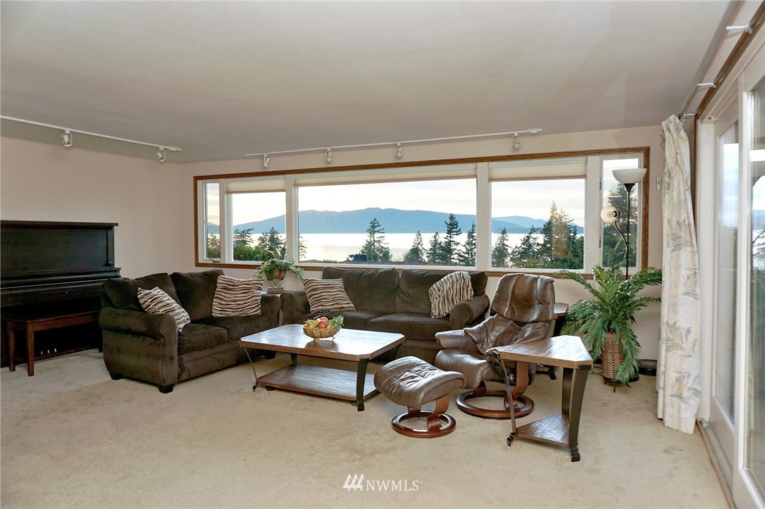 528 Fieldston Road Bellingham, WA 98225 - Photo 4 of 24