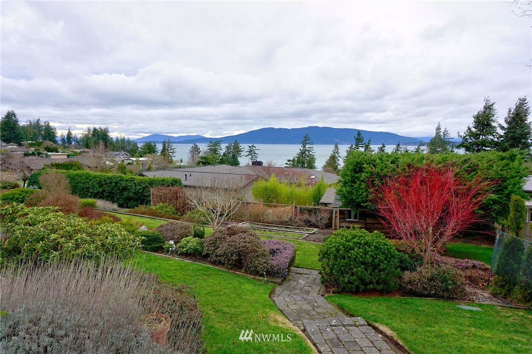528 Fieldston Road Bellingham, WA 98225 - Photo 7 of 24