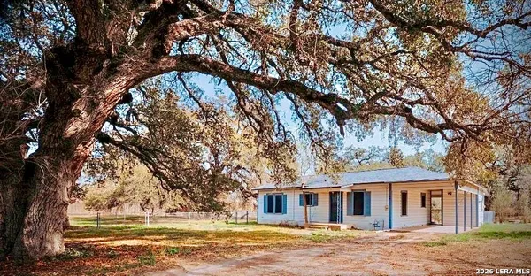 $184,900 | 149 South Carroll Street, Poth, TX 78147