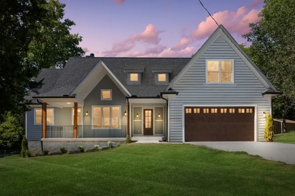 $779,000 | 2033 Graceland Drive, Goodlettsville, TN 37072