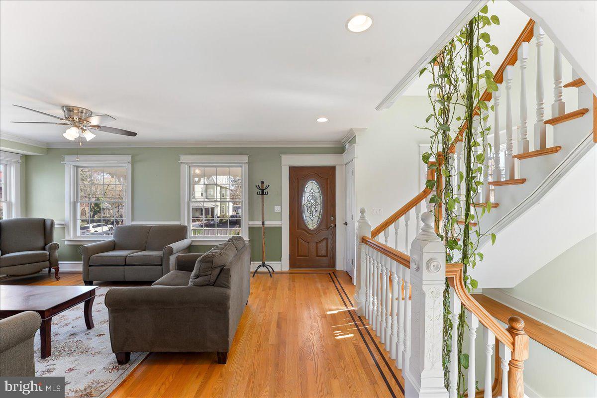 17 President Avenue Rutledge, PA 19070 - Photo 3 of 43