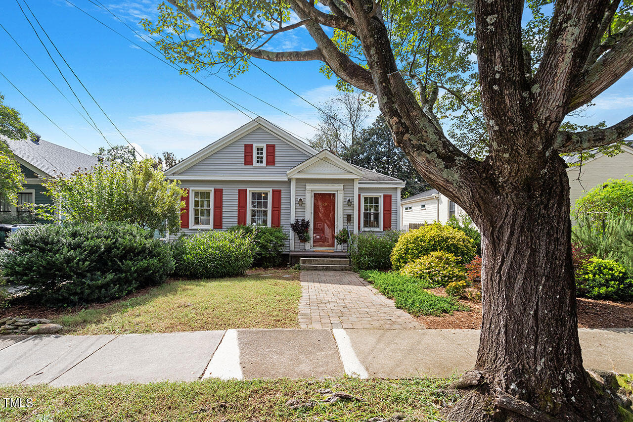 628 East Franklin Street Raleigh, NC 27604 - Photo 3 of 37 628 East Franklin Street_01