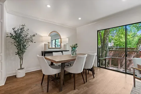 $1,199,000 | 1932 North Larrabee Street, Chicago, IL 60614