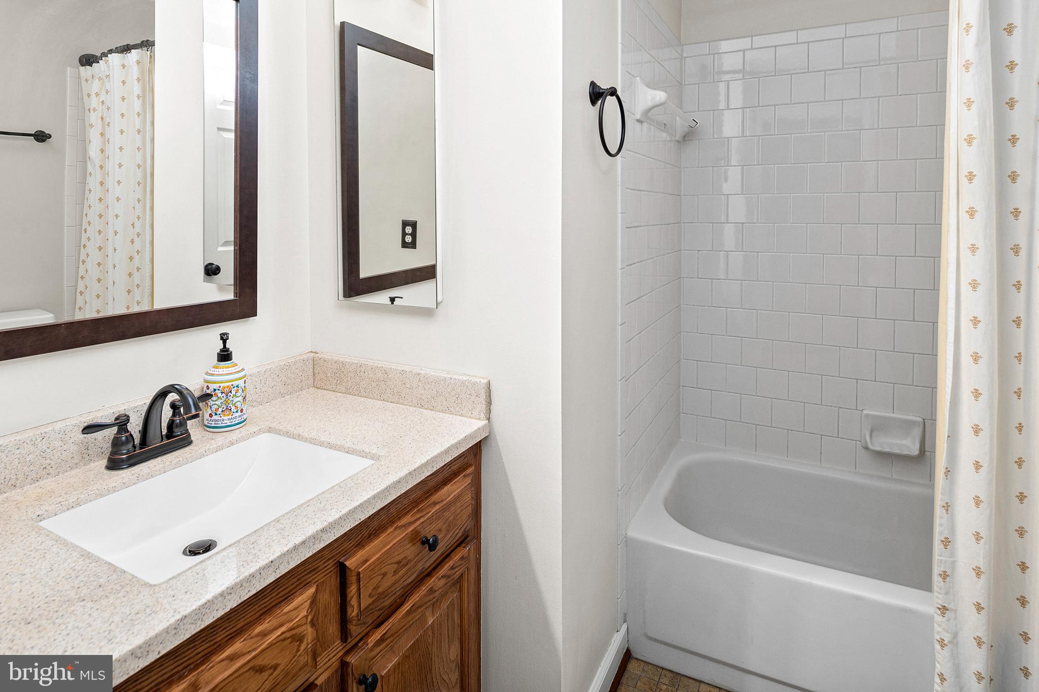 5225 Rising Sun Lane Ellicott City, MD 21043 - Photo 25 of 33 Bathroom 2