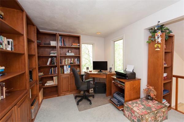 8 Agawam Road Sharon, MA 02067 - Photo 14 of 24 Gallery Image 14