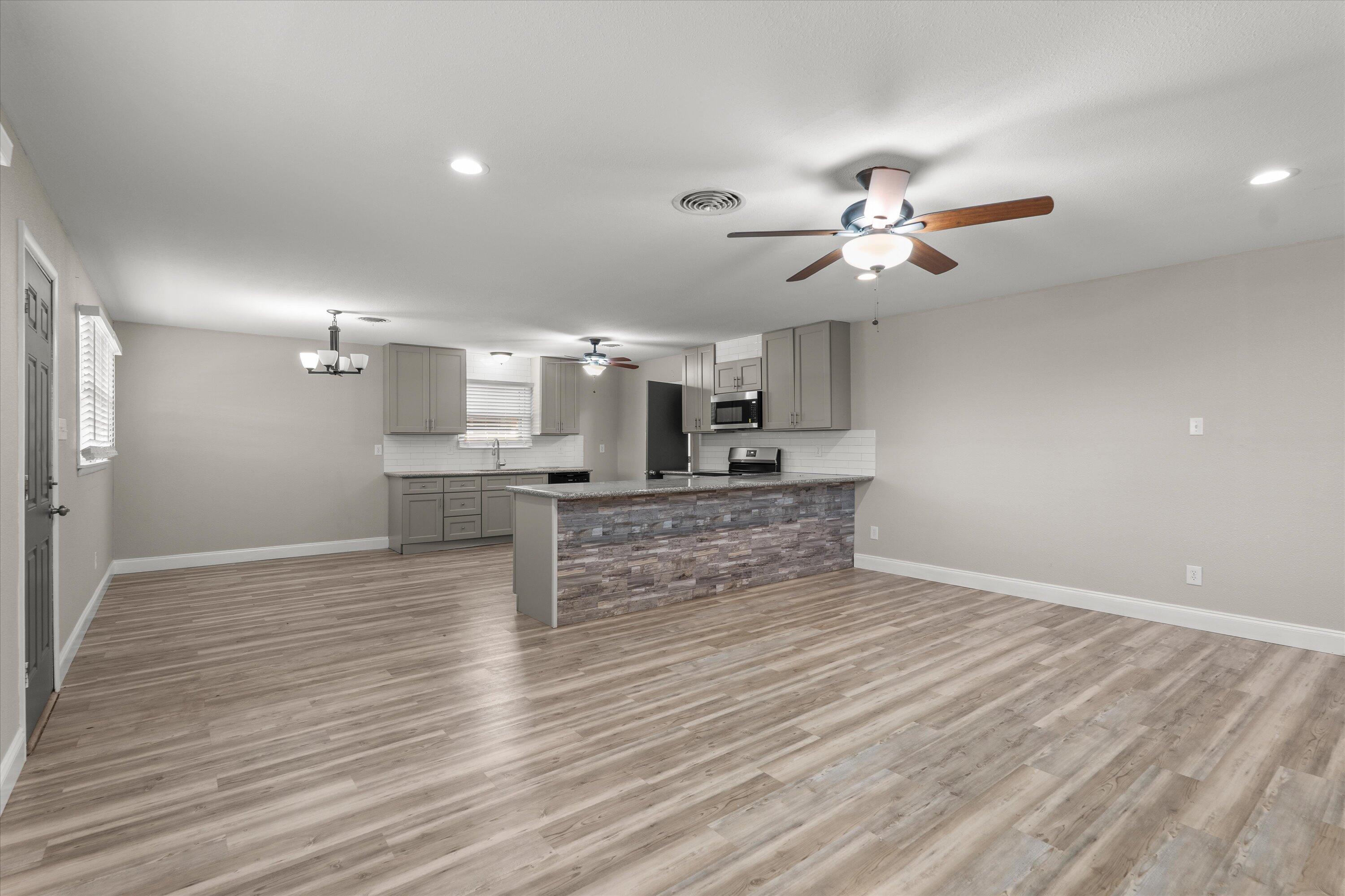 3809 49th Street Lubbock, TX 79413 - Photo 6 of 24