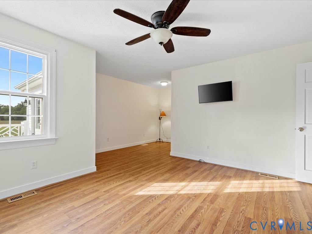 2376 Mill Road Henrico, VA 23231 - Photo 15 of 53