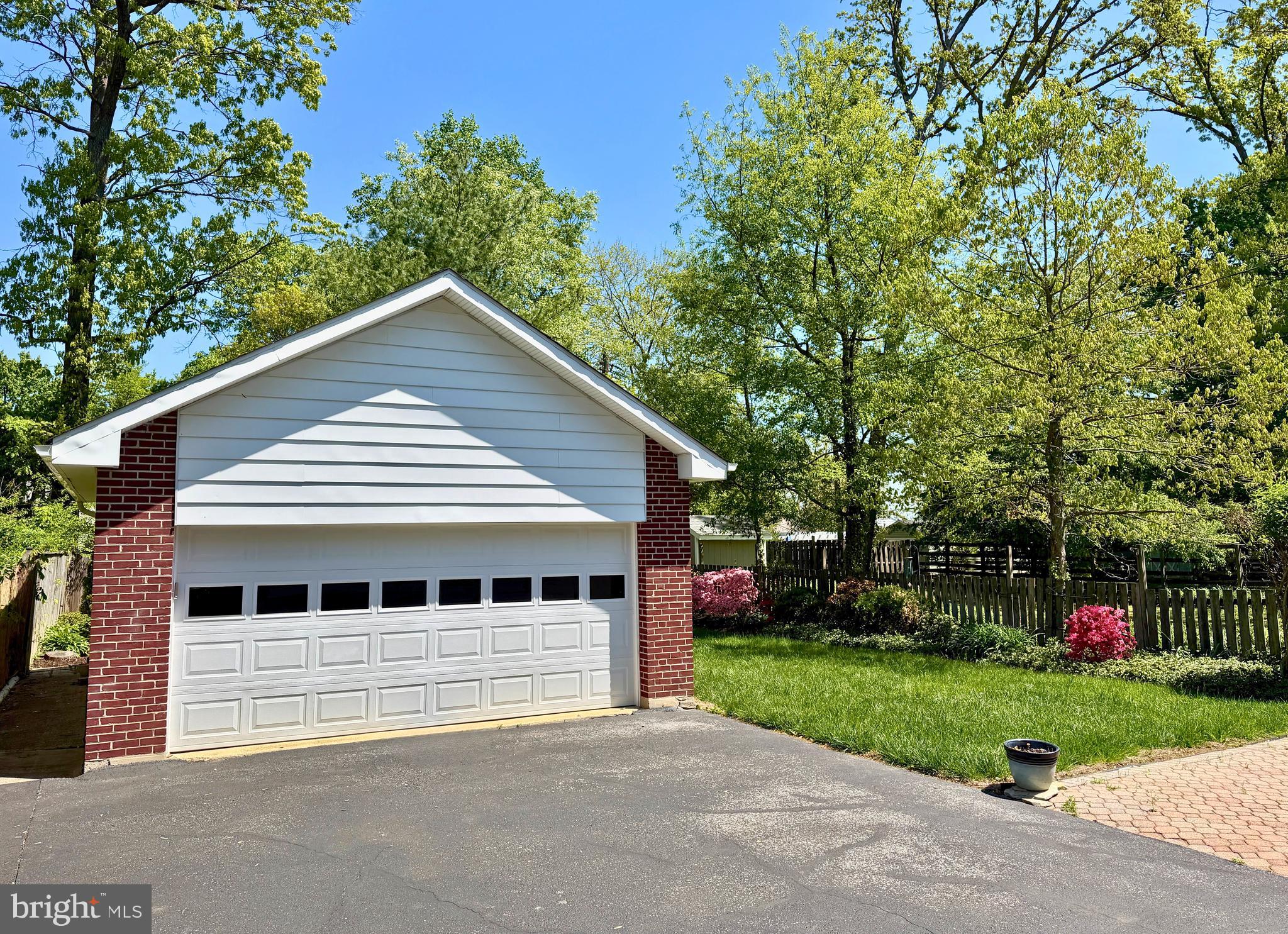 415 South Rolling Road Baltimore, MD 21228 - Photo 28 of 37 Large Two Car Garage with workshop & attic storage