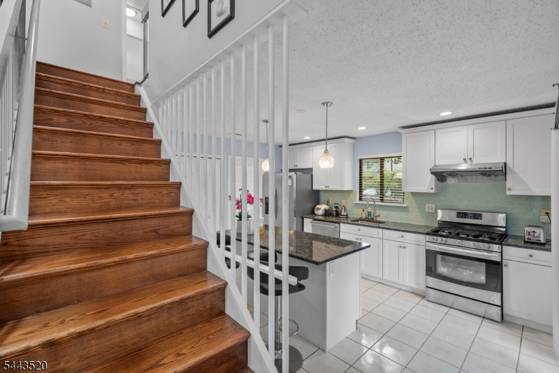 29 Brook Street Somerset, NJ 08873 - Photo 23 of 38