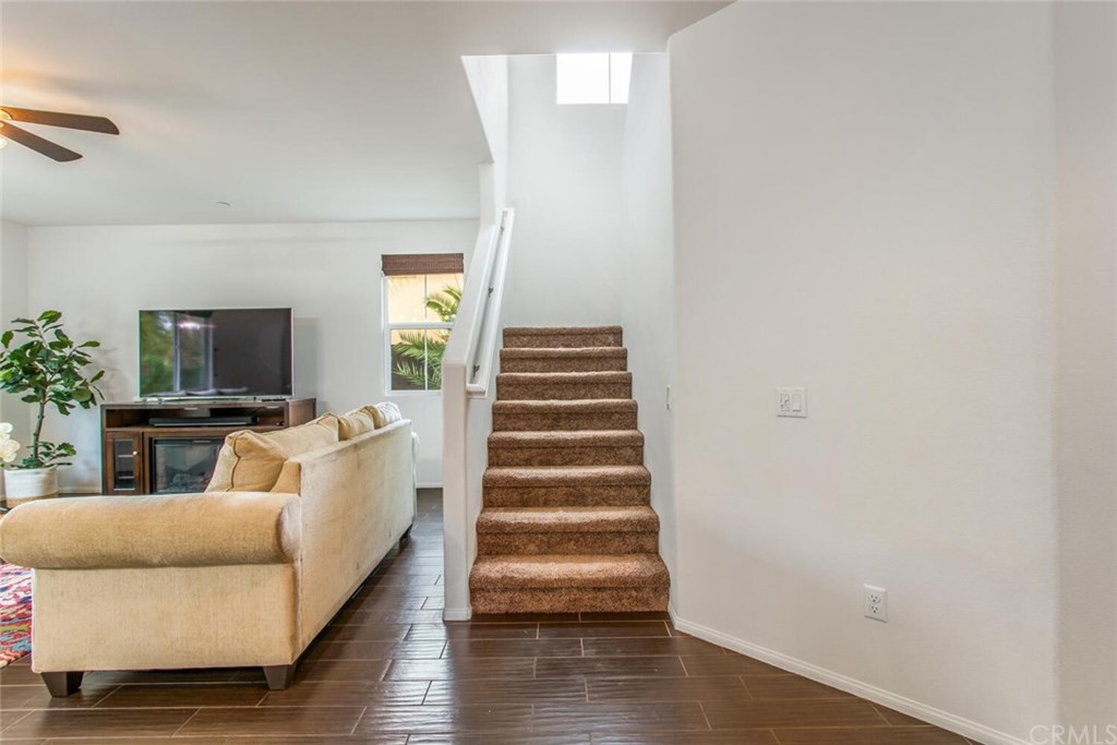 8251 Perla Drive Riverside, CA 92504 - Photo 13 of 38